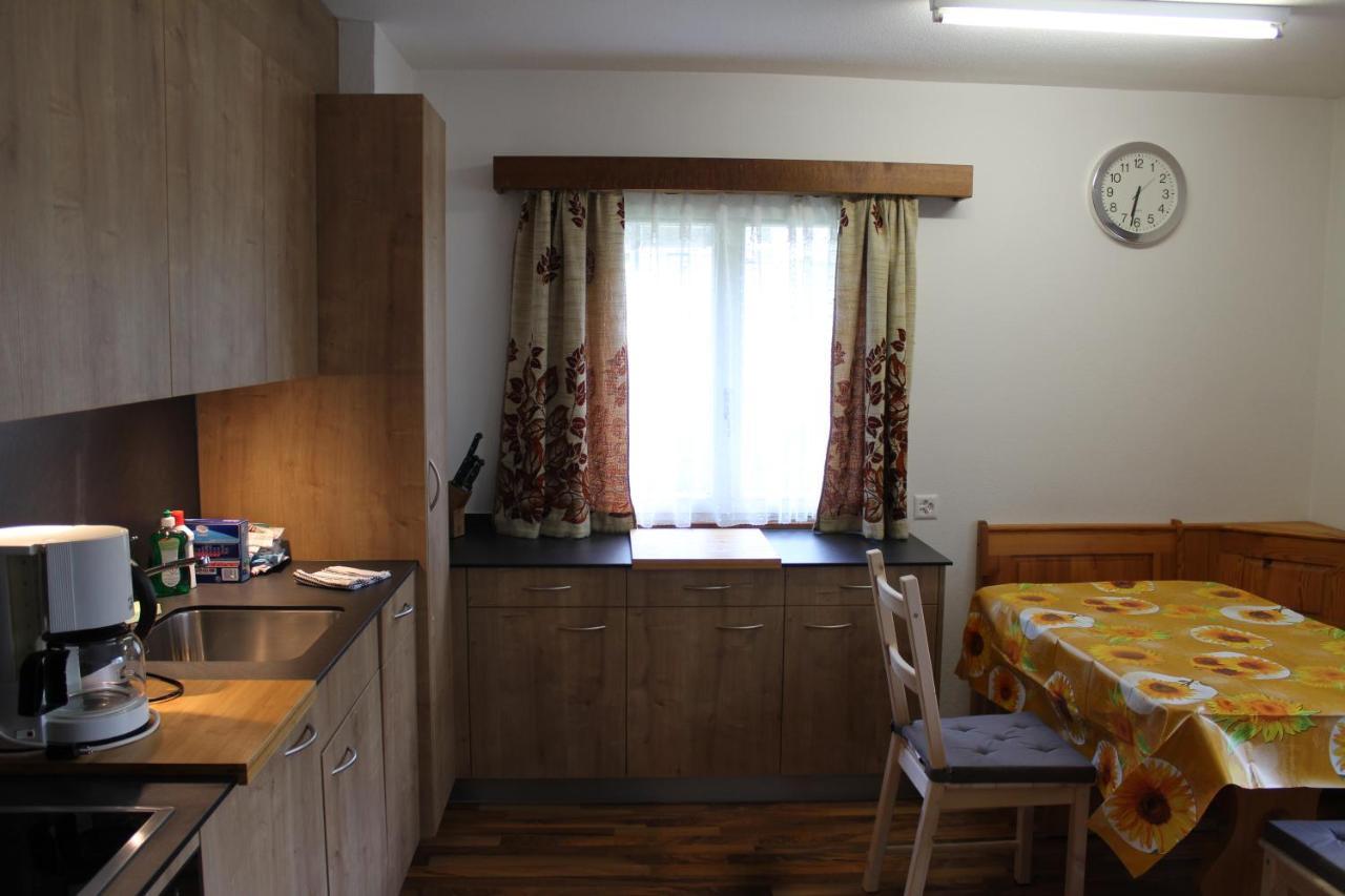 Haus Weideli, Dammstrasse 7 Villa Саас-Грунд Екстериор снимка