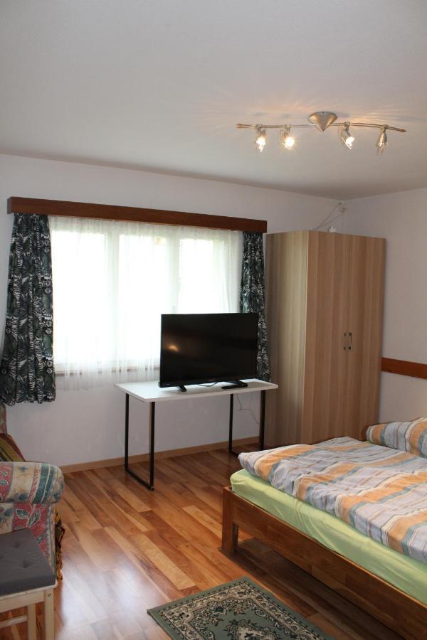 Haus Weideli, Dammstrasse 7 Villa Саас-Грунд Екстериор снимка