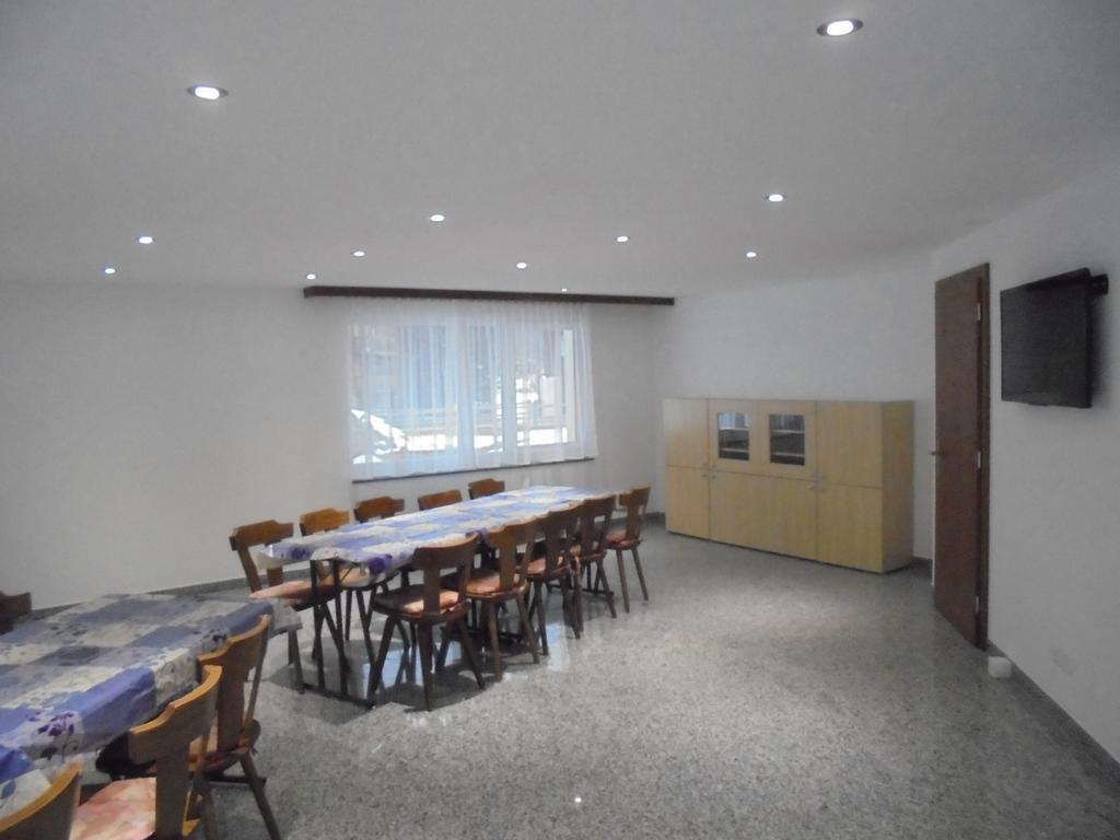 Haus Weideli, Dammstrasse 7 Villa Саас-Грунд Екстериор снимка